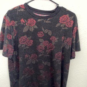 Rose fashion tee